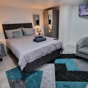 Comfy With Wi-fi And Smart Tv , Leeds (West Yorkshire) United Kingdom